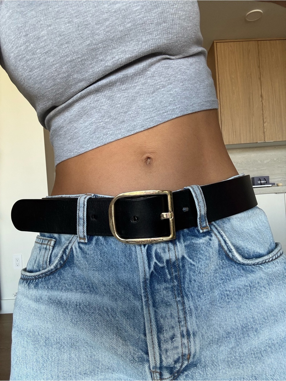 Gucci Black Leather Belt with Gold-Tone Buckle – XS